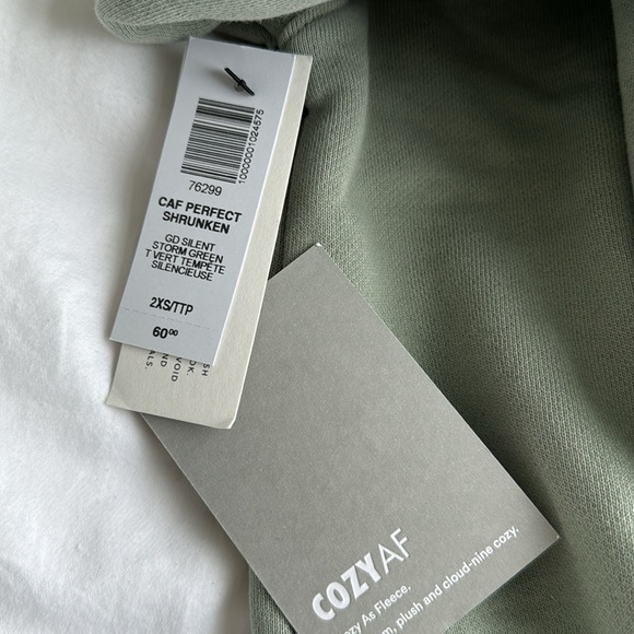 Aritzia CAF perfect shrunken sweater Xxs - Picture 2 of 4